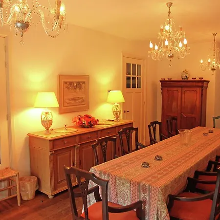 T Wallerhuis Villa