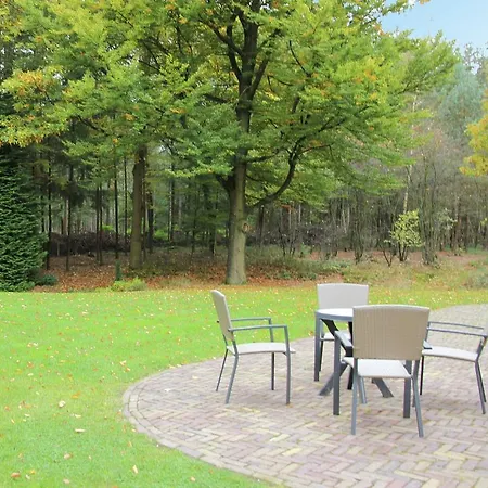 T Wallerhuis Villa